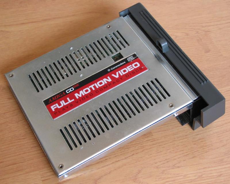 Modulo Full Motion Video Amiga CD32 - Amiga Cd32, la sfortunata console della Commodore